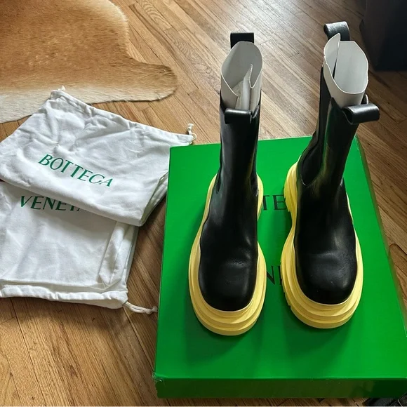 Bottega Veneta | Shoes | Bottega Veneta Black Yellow Tire  display picture 2